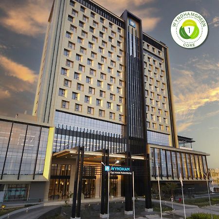 Wyndham Opi Hotel Палембанг Екстериор снимка