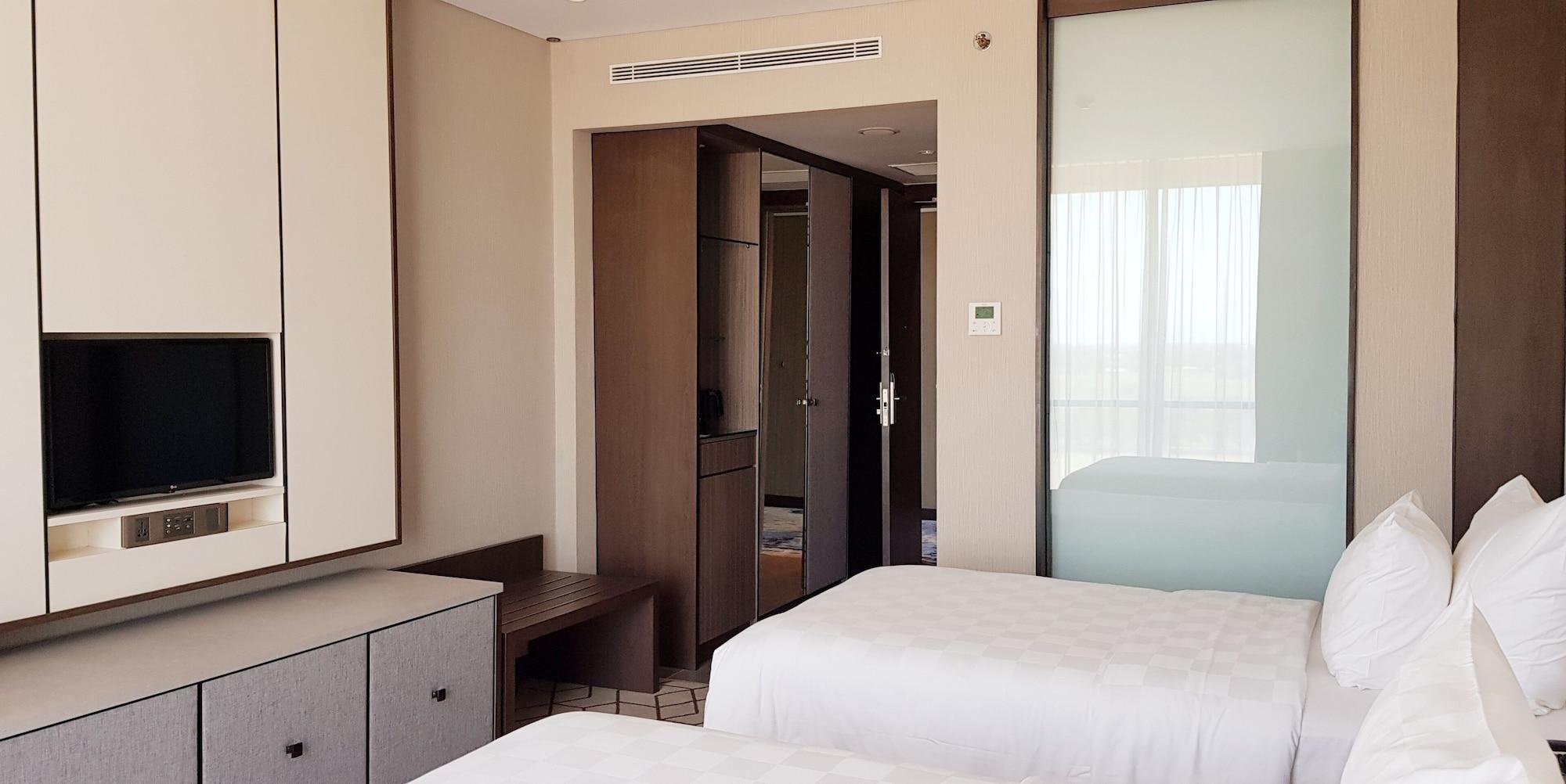 Wyndham Opi Hotel Палембанг Екстериор снимка