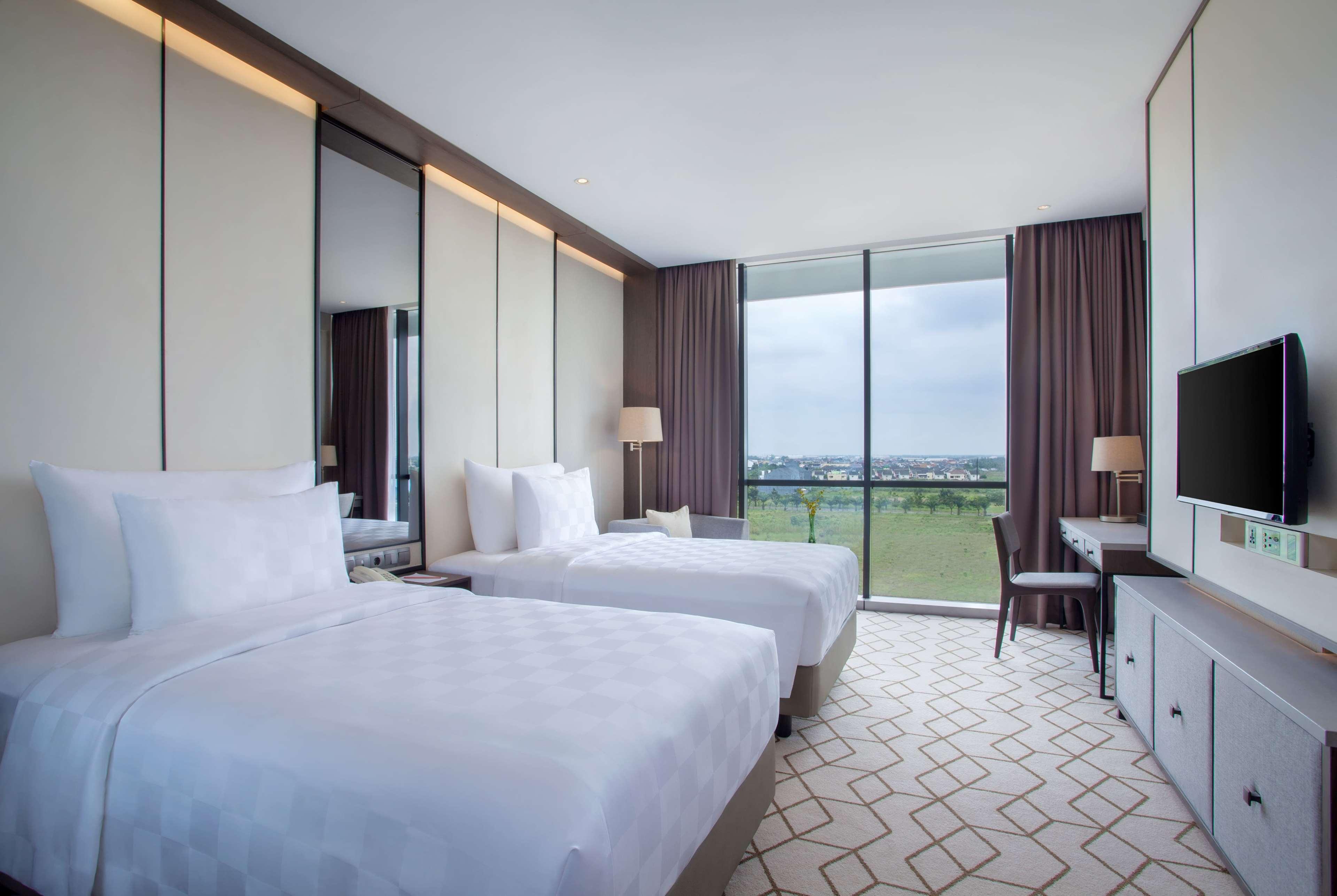 Wyndham Opi Hotel Палембанг Екстериор снимка