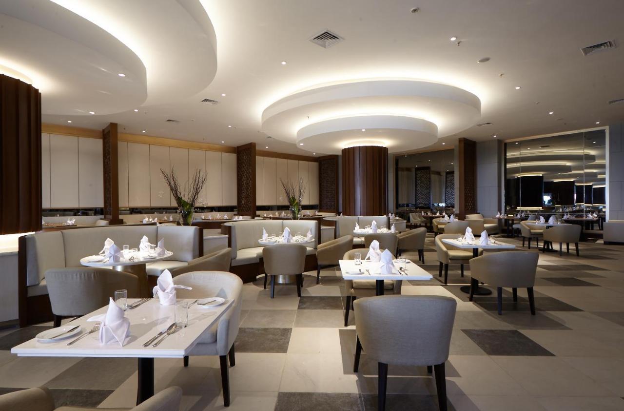 Wyndham Opi Hotel Палембанг Екстериор снимка